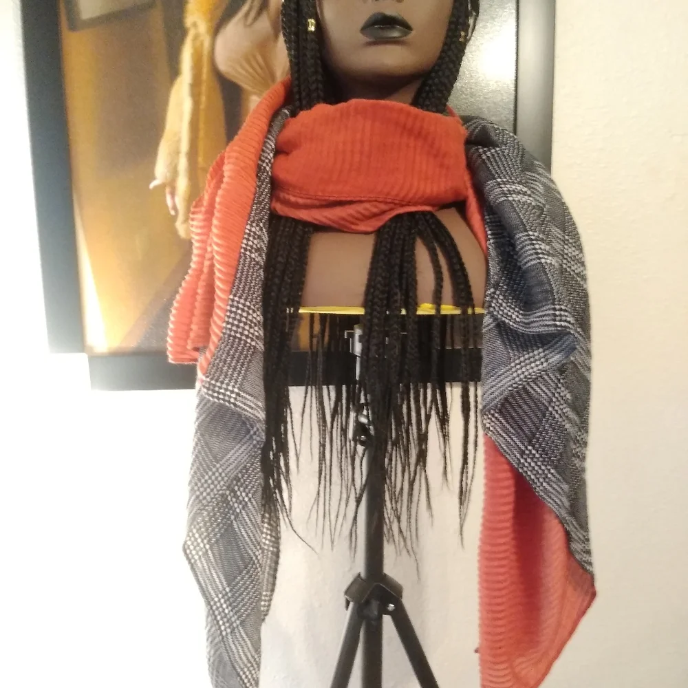 Please and welcome
My model wig head Fatima is for sale😌 $55 
22inch - Picture 5 of 14